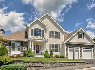 4 Stone Castle Dr, Methuen, MA 01844