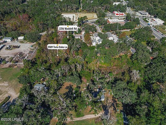 4th image of 2509 Twin Oaks Lane