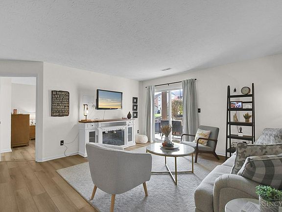 5th image of 7876 Jessies Way APT 102