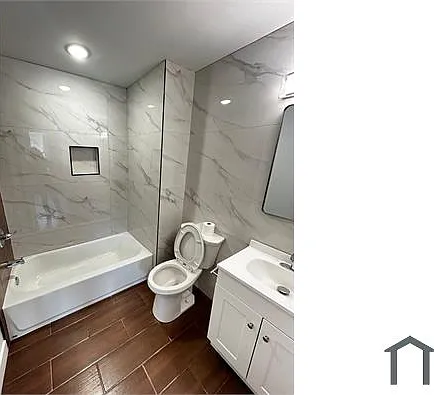 903 N 43rd St #2 — Photo 3