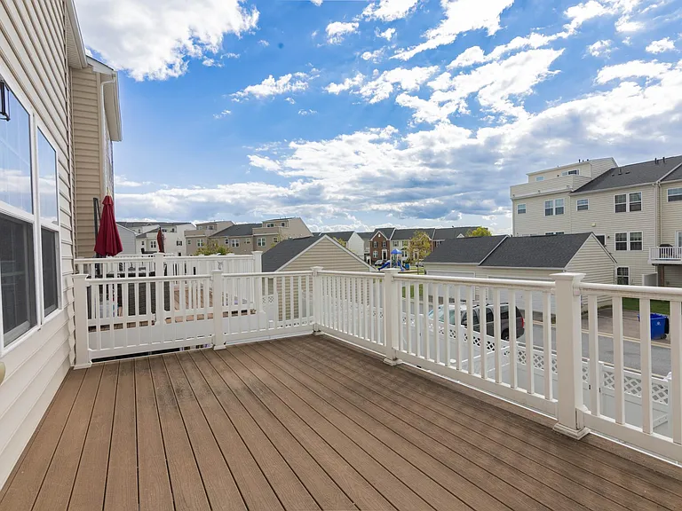 6407 Walcott Ln — Photo 29
