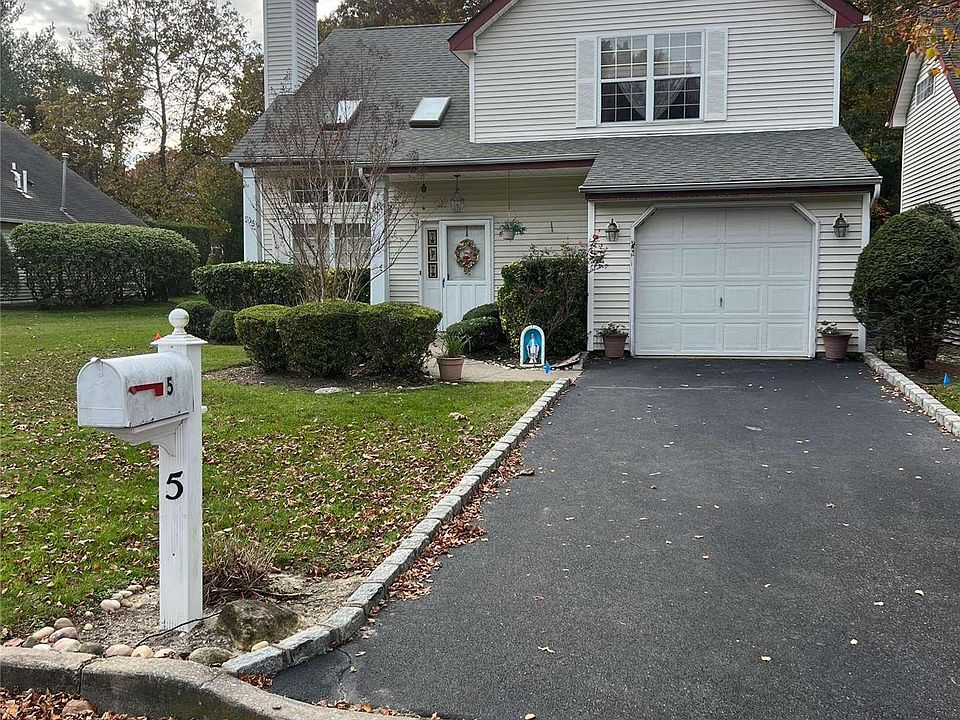 1st image of 5 Balmoral Ct