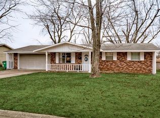 705 Hinshaw Dr, Springdale, AR 72762