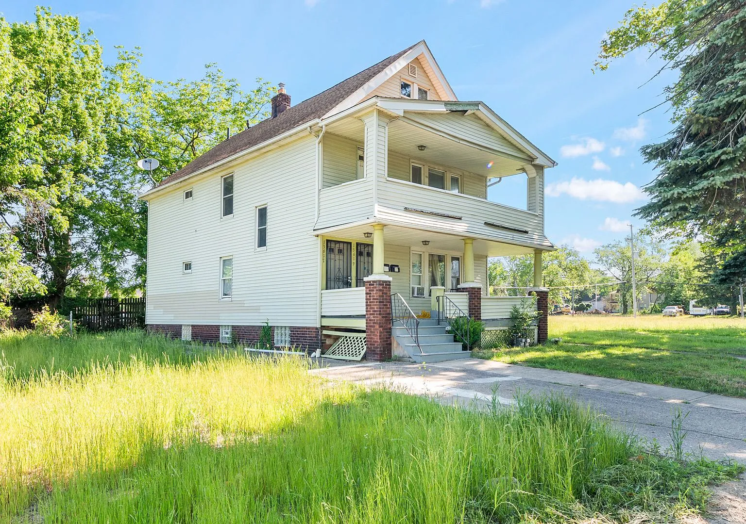 13617 Glenside Rd — Photo 1