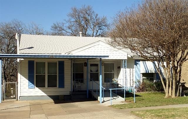 1st image of 822 Birch Dr