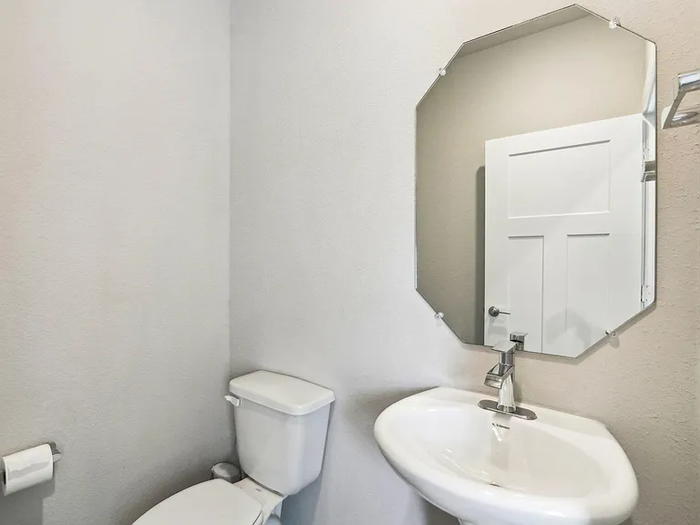 1208 Tipton St — Photo 11