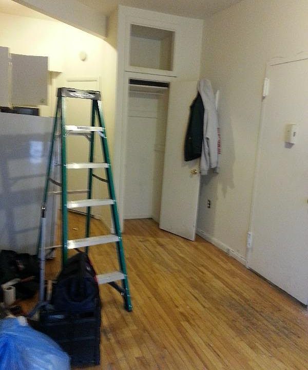 2nd image of 150 W 21st St APT 2F