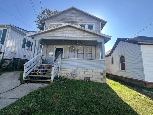 902 Carte St, Charleston, WV 25311