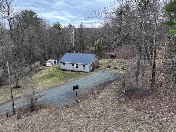 3rd image of 381 Lackey Hill Road