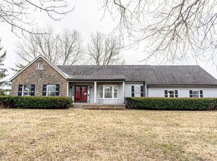 8815 Cedar Creek Rd, Louisville, KY 40291