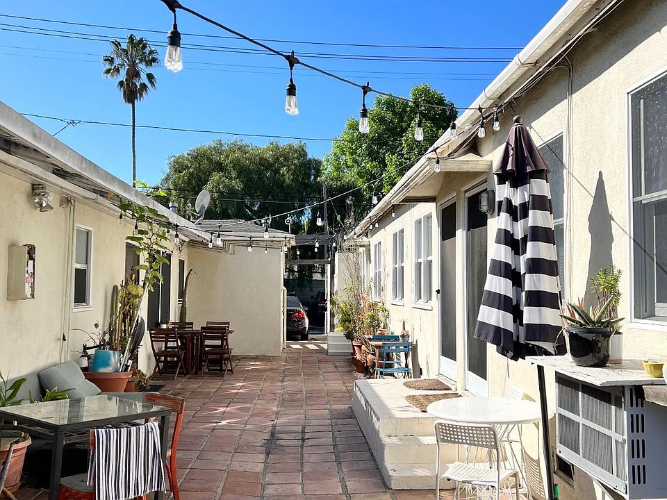 1st image of 1722 Abbot Kinney Blvd APT 2