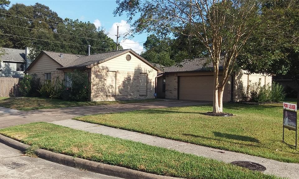 1st image of 18834 Pine Trace Ct