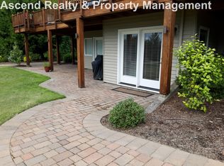 11239 NW Skyline Blvd, Portland, OR 97231