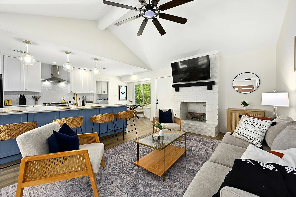 Building Photo - 9414 Meadow Vale