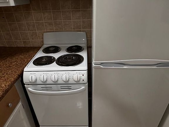 5th image of 2008 Paul W Bryant Dr APT C