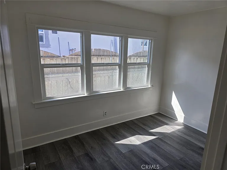 6126 Springvale Dr — Photo 13