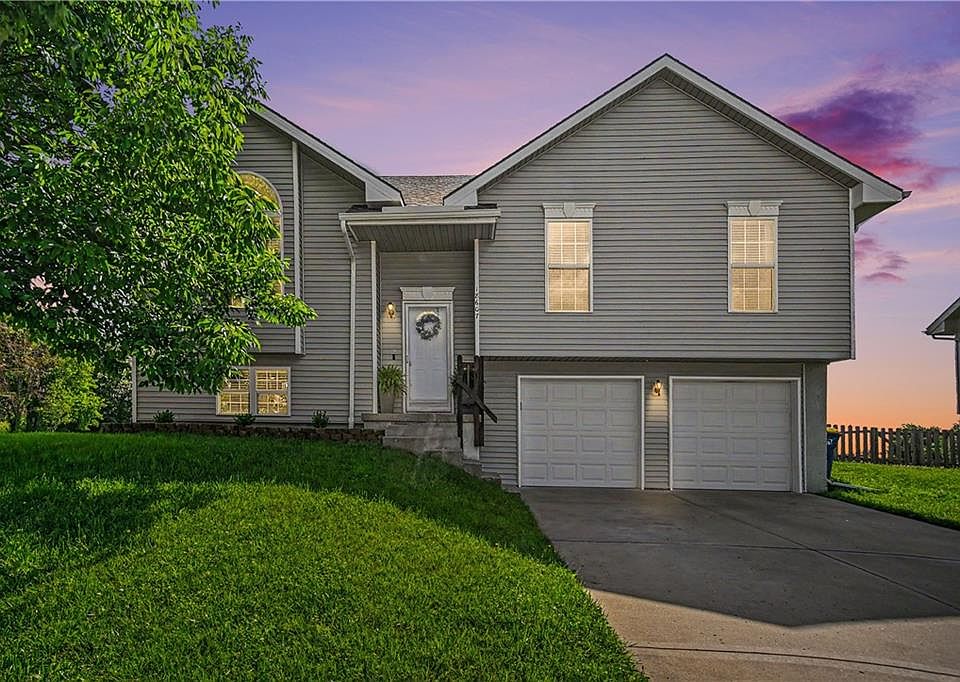1st image of 18607 Wildflower Dr
