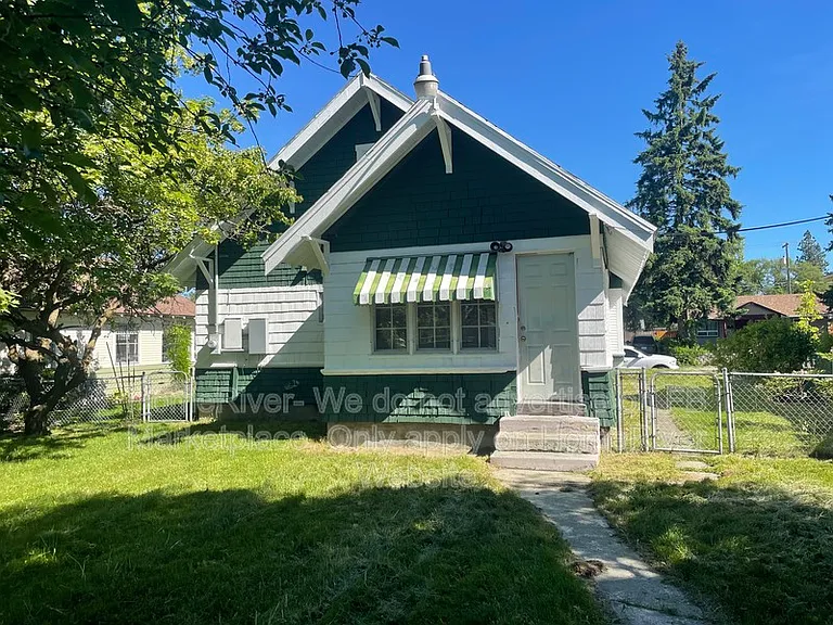 514 E Olympic Ave — Photo 11