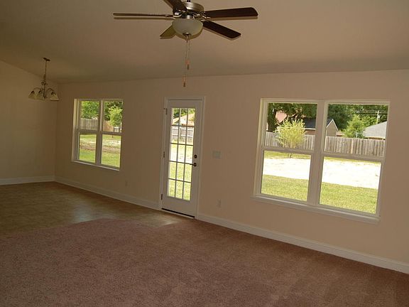 4th image of 77100 Lumber Creek Blvd