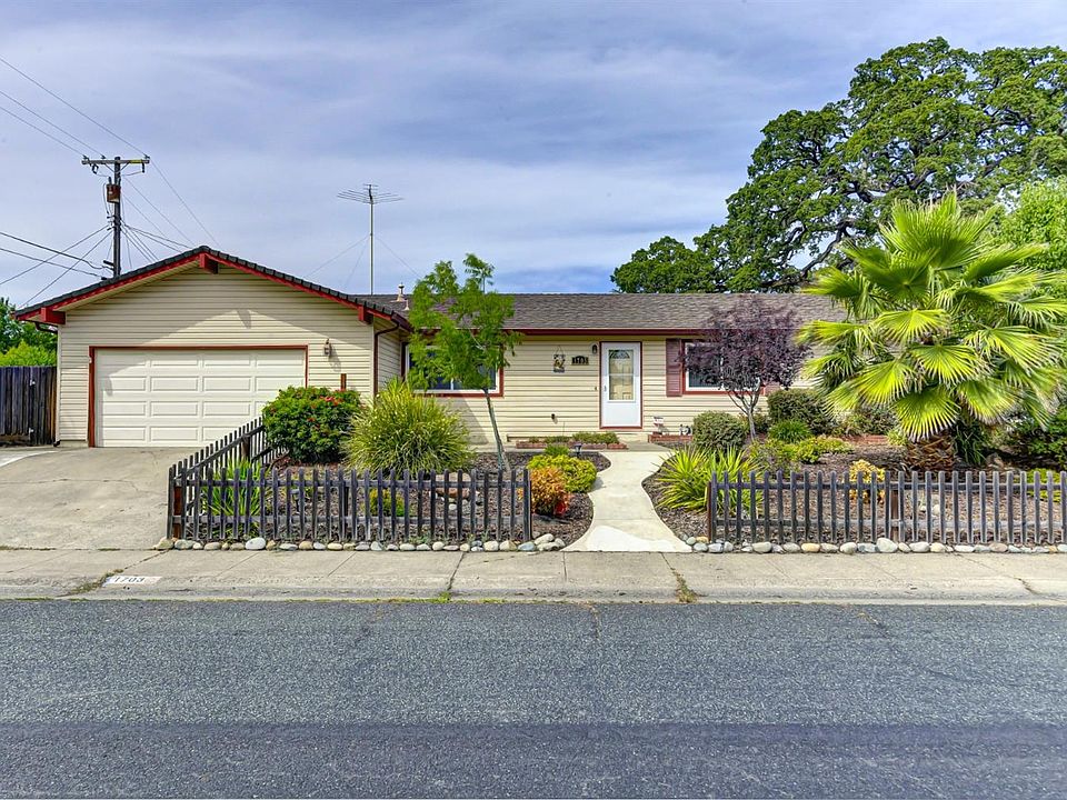1st image of 1703 Russell Way
