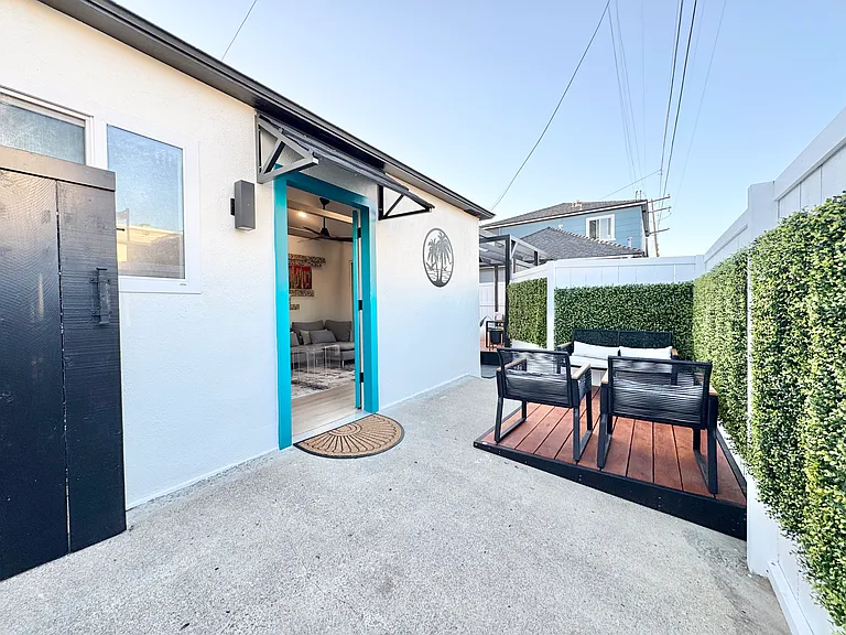 3951 Haines St — Photo 23