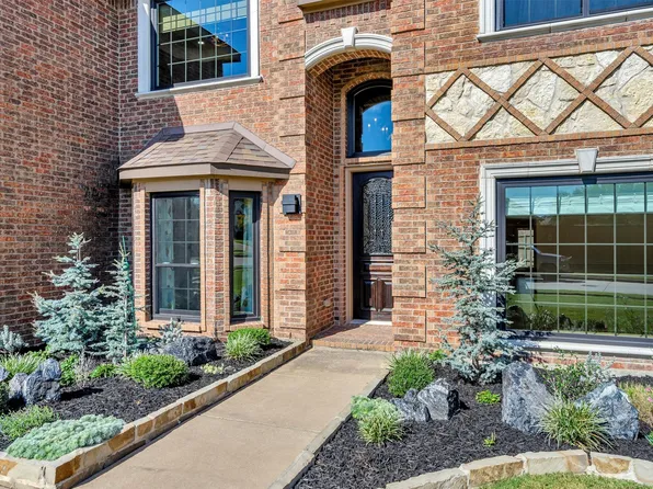 1001 Bell Oak Dr, Kennedale, TX 76060