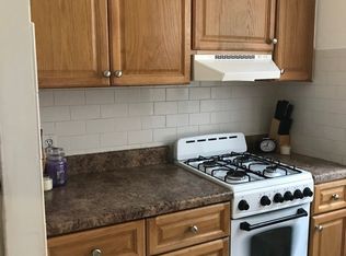 34-20 44th St #2R, Long Island City, NY 11101