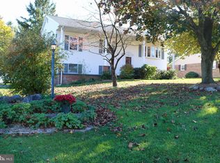 213 Audrey Dr, Lititz, PA 17543