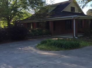 915 E Line St, CALHOUN, GA 30701