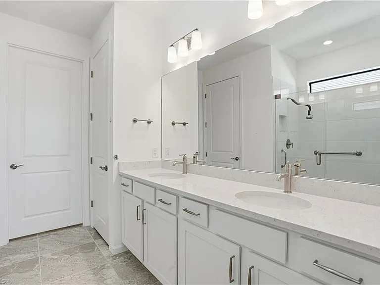 1645 Serena Ave — Photo 18