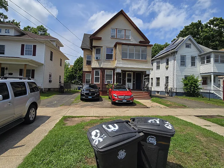 624 Dixwell Ave #3B — Photo 6