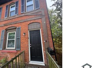 1210 Wager St, Columbus, OH 43206