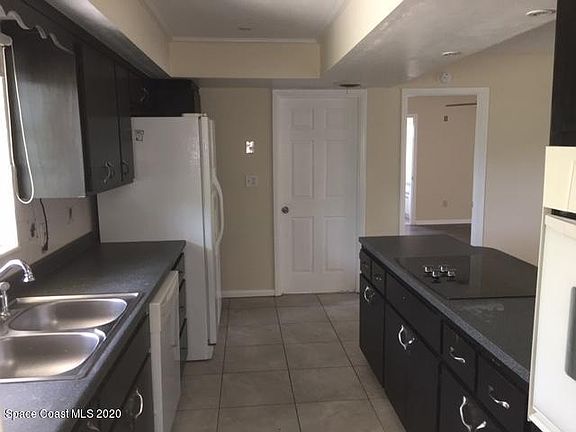 5th image of 110 Carissa Dr