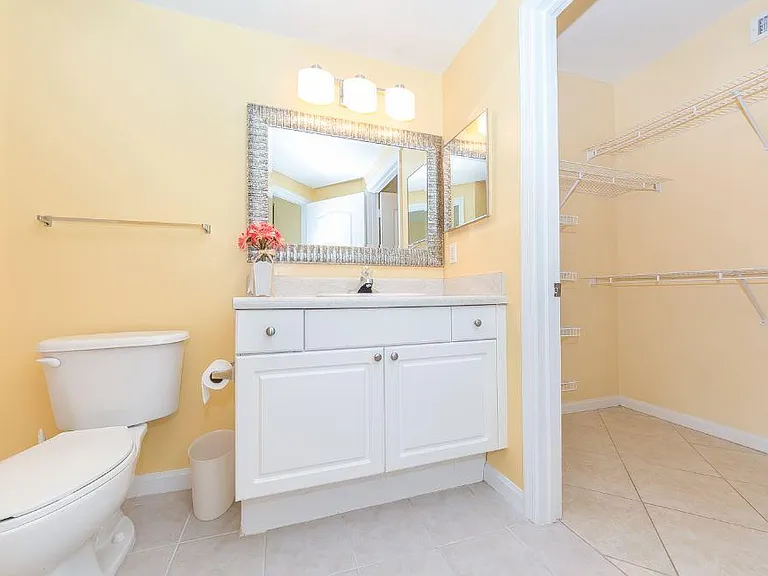 5080 Fairways Cir #G301 — Photo 18