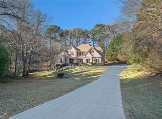 6614 Club View Ct, Flowery Branch, GA 30542