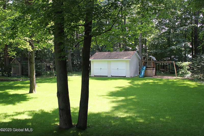 4th image of 39 Wishing Well Lane