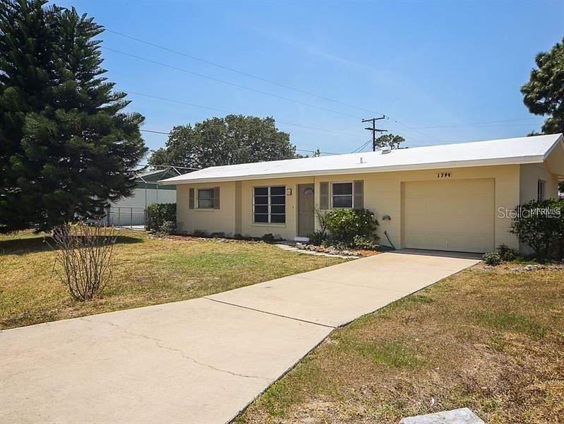 1st image of 1794 Palm Dr