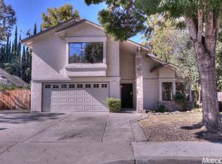 525 Clover Ave, Patterson, CA 95363