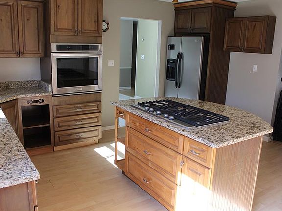 4th image of 543 Quail Valley Dr