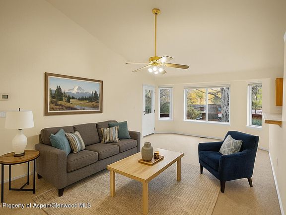 5th image of 634 1st St