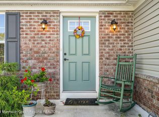 43 Portsmouth Ln, Tuckerton, NJ 08087