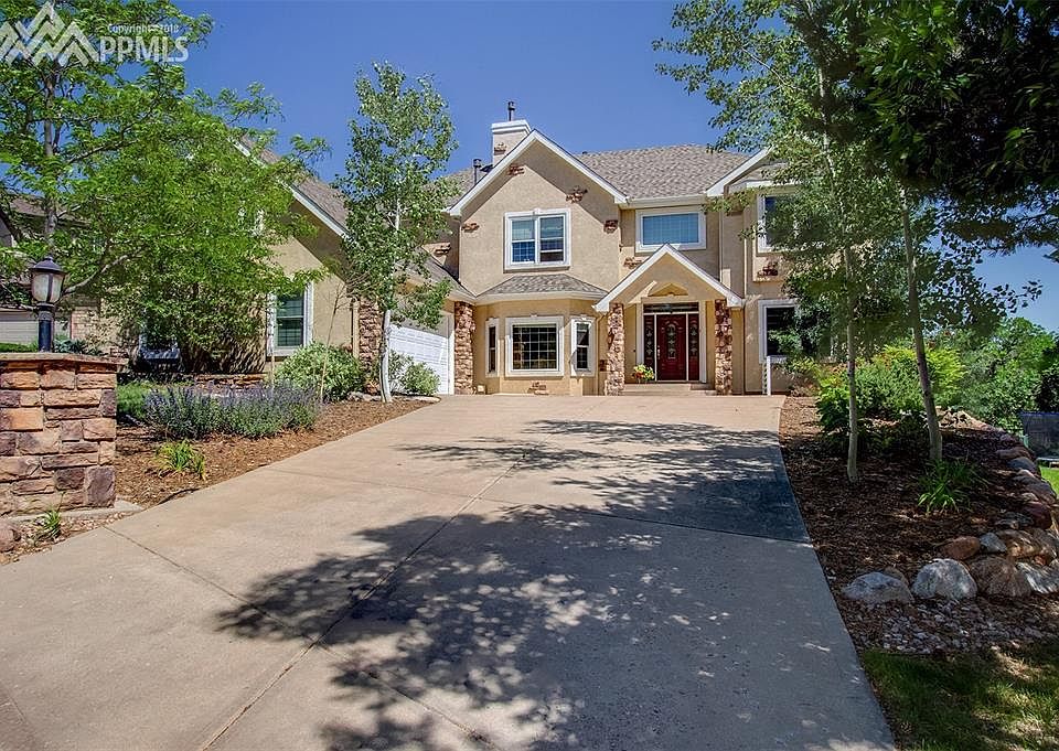 Located on cul-de-sac