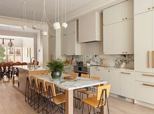 35 Irving Pl, Brooklyn, NY 11238