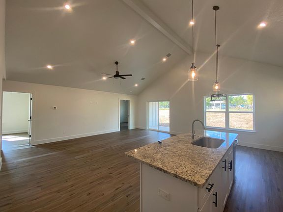 4th image of 112 Feather Way