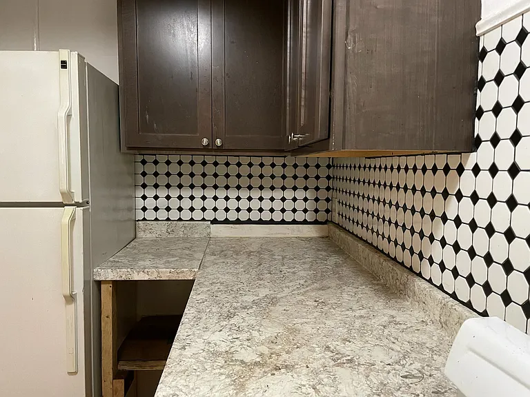 89 Ryckman Ave #BASEMENT — Photo 6