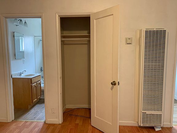 4th image of 440 N Fair Oaks Ave APT 10