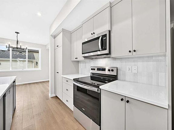5th image of 265 N Heirloom Way SE