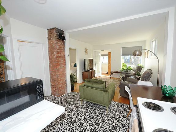 5th image of 1305 7th Ave N