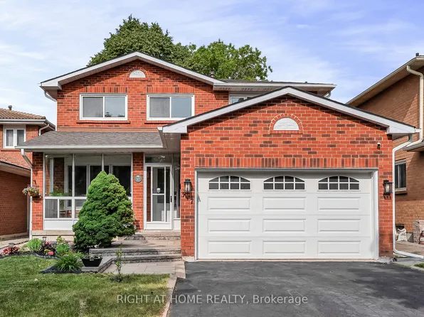317 Atha Ave, Richmond Hill, ON L4C 6A8