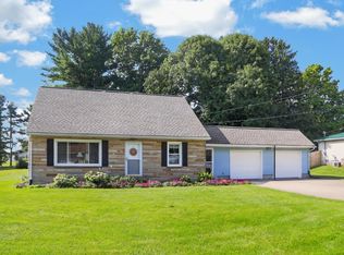 11 E Mound St, Fredericktown, OH 43019